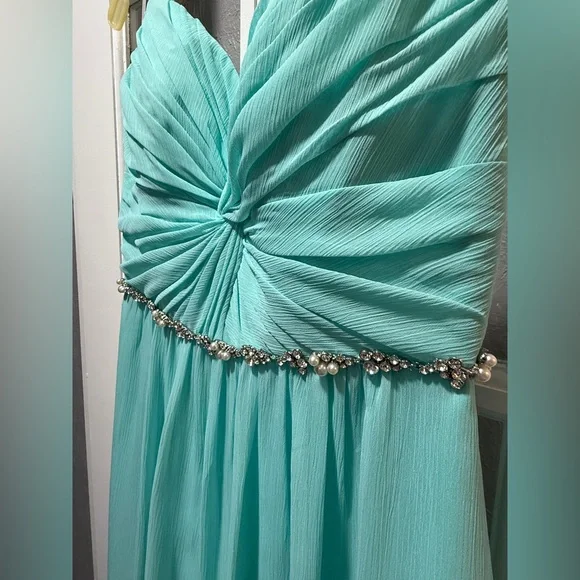 NWOT David’s Bridal Aqua with Rhinestone Belt Bridesmaid Dress - Picture 13 of 16
